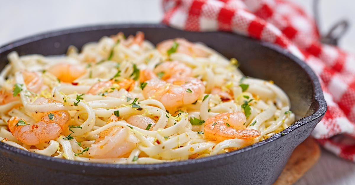 La Recette Des Spaghettis Aux Crevettes Lail Recettes En Famille